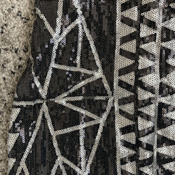 Embellished Strapless MIDI Dress - Picture 3 of 4